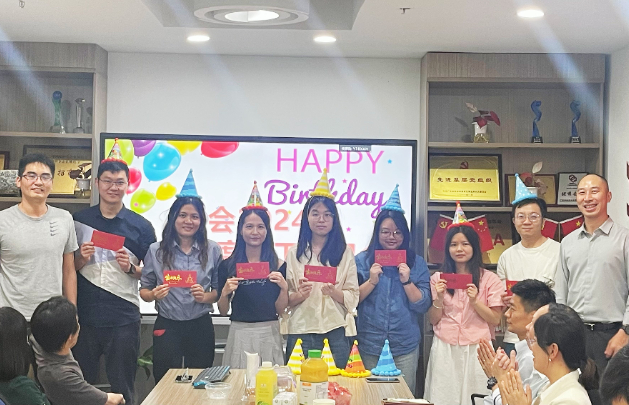 协会2024年第一季度员工生日会暨中国人寿、广发银行交流会